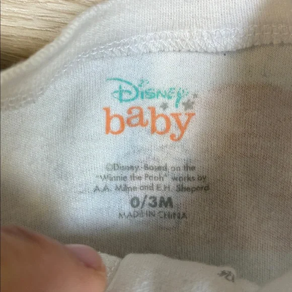 Disney Baby 0/3M Winnie the Pooh HUNNY Footie one Piece - Picture 2 of 6